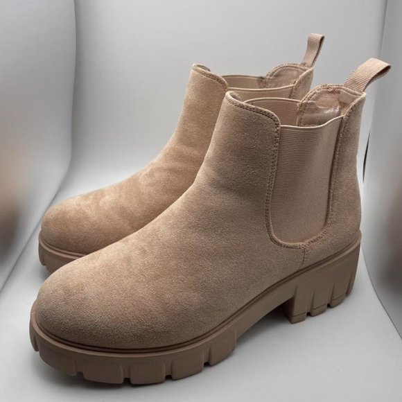 CUSHIONAIRE Women's Heeled slip on Chelsea boot Size 9M Taupe - Picture 5 of 5